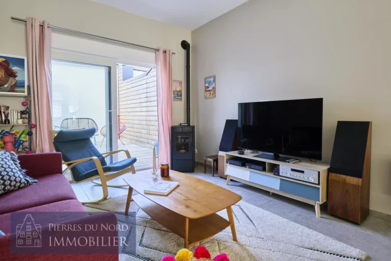 CROIX MAISON TROIS CHAMBRES AVEC EXTERIEUR. — Photo 2